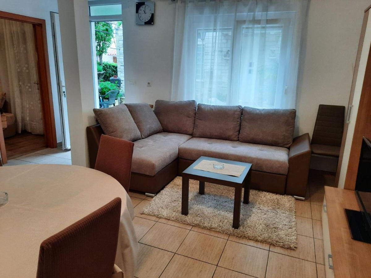 App Vito Appartement Selce Buitenkant foto